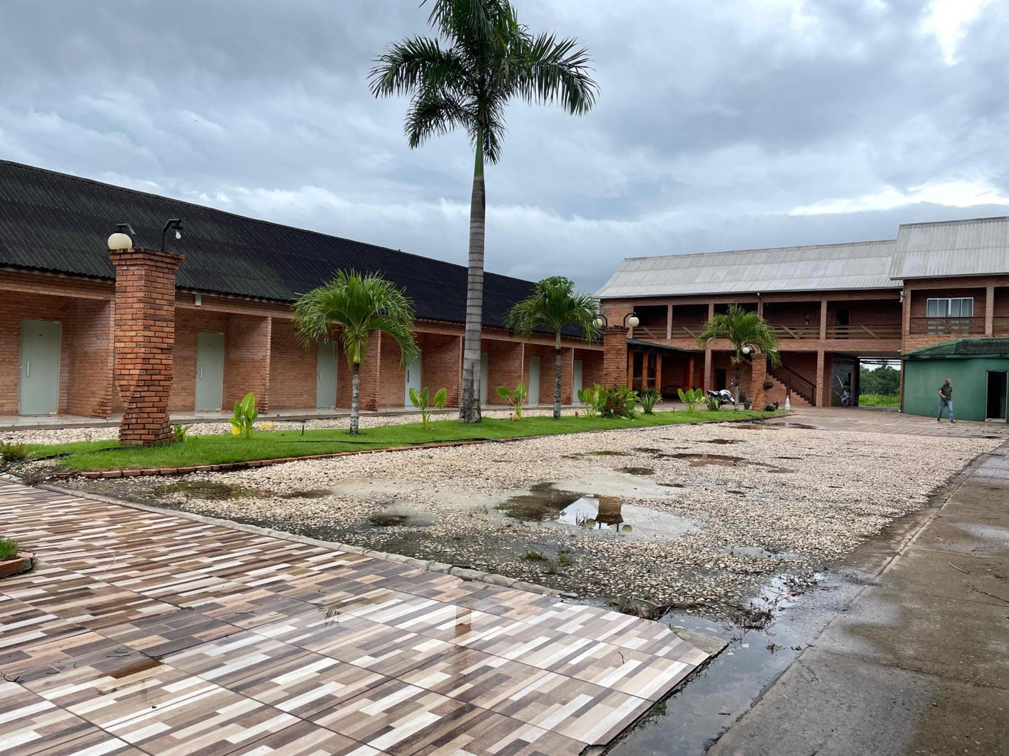 Villa Green Hotel Tome-Acu Bagian luar foto